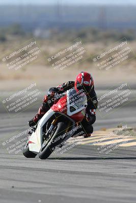 media/Nov-30-2025-TrackXperience (Sun) [[c0061d280f]]/3-Level 1/Session 4 (Turn 11)/